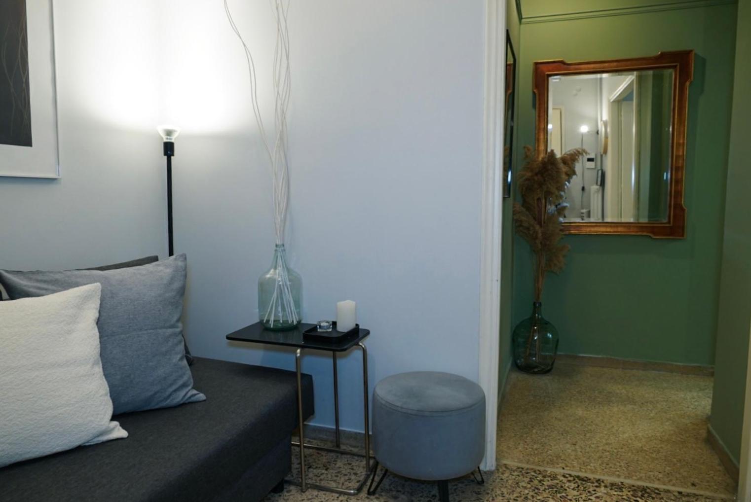 Comfy Studio Apartment Very Close To City Centre เอเธนส์ ภายนอก รูปภาพ